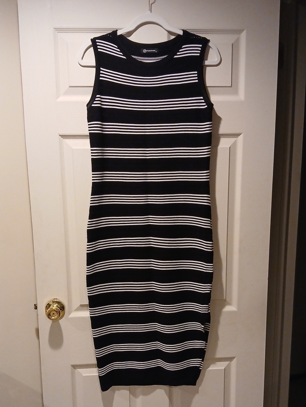 PRETTY GARDEN WOMEN'S BODYCON DRESS